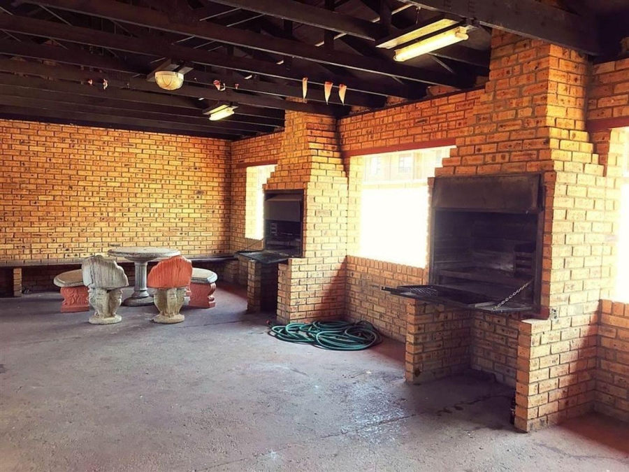 1 Bedroom Property for Sale in Die Bult North West